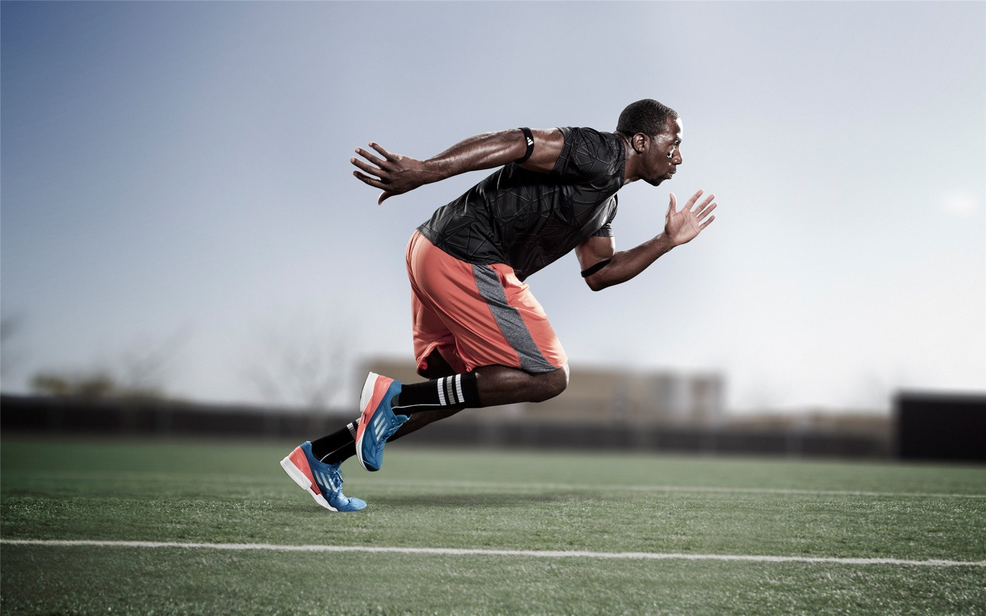 mk足球官网-国家队采用多场景对抗训练提升战术多样性应变力，国家队战斗方式